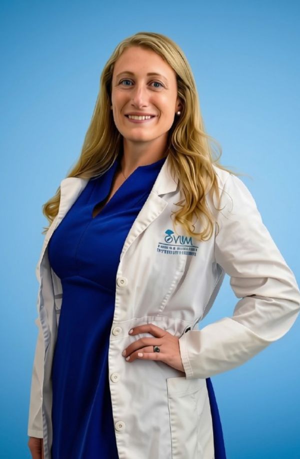 Dr. Sarah Kabcenell Acupuncturist Headshot